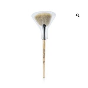 White fan brush